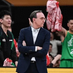 CBA第一阶段最终排名：上海第1广厦第2，山东坐6望4，辽宁掉第11