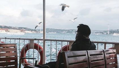 开云体育平台-除了本赛季，德甲史上还有多少次半程冠军“迟到”？